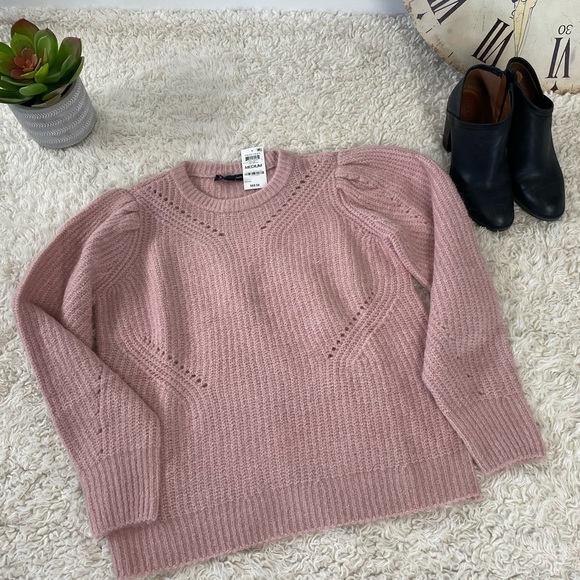 NWOT INC Women's Pink Long Sleeve Jewel Neck Sweater Size Medium - Picture 2 of 4